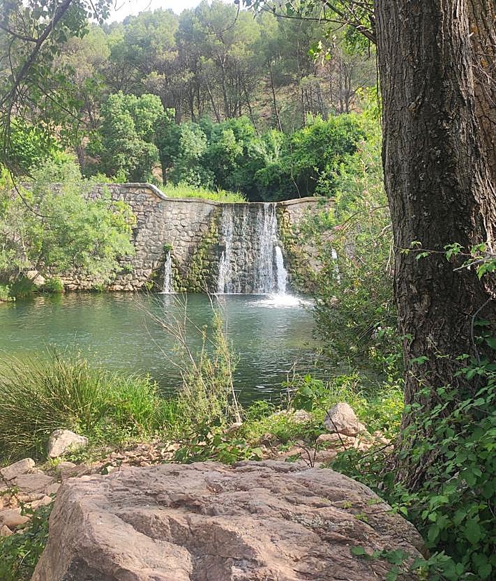 Imagen secundaria 2 - Así será el puente que ya está en ejecución sobre el río Turón