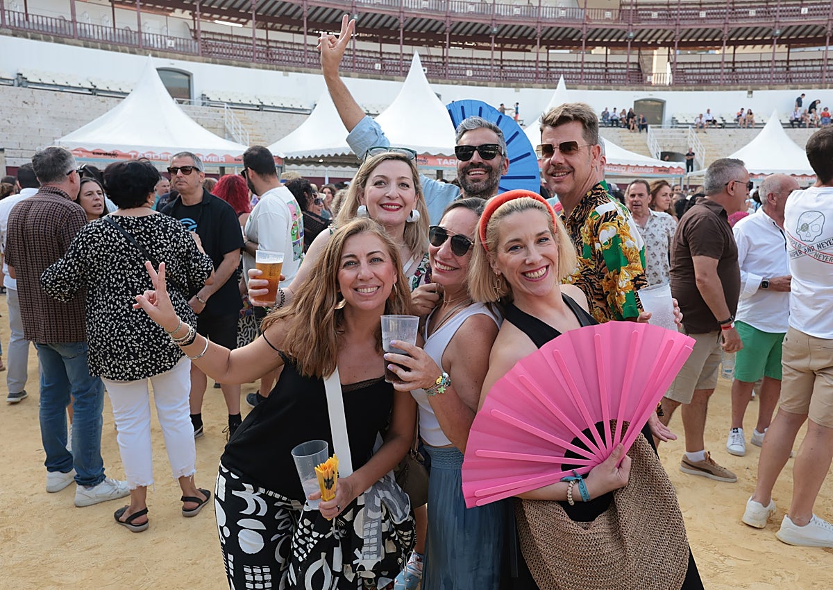 Imagen secundaria 1 - Más imágenes de la primera edición de Tardeo Summer. 