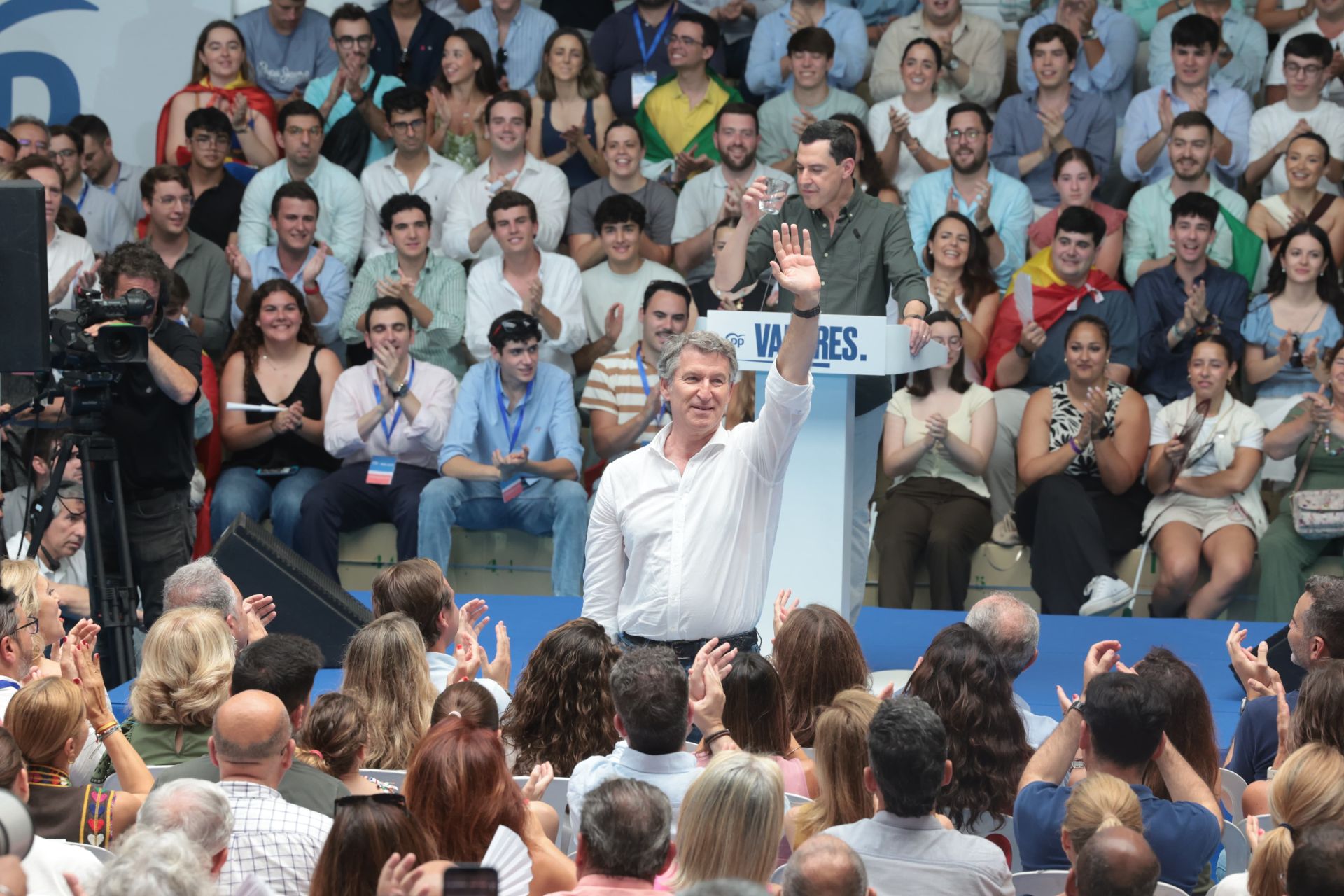 El mitin de Feijóo y Juanma Moreno en Carranque, en imágenes