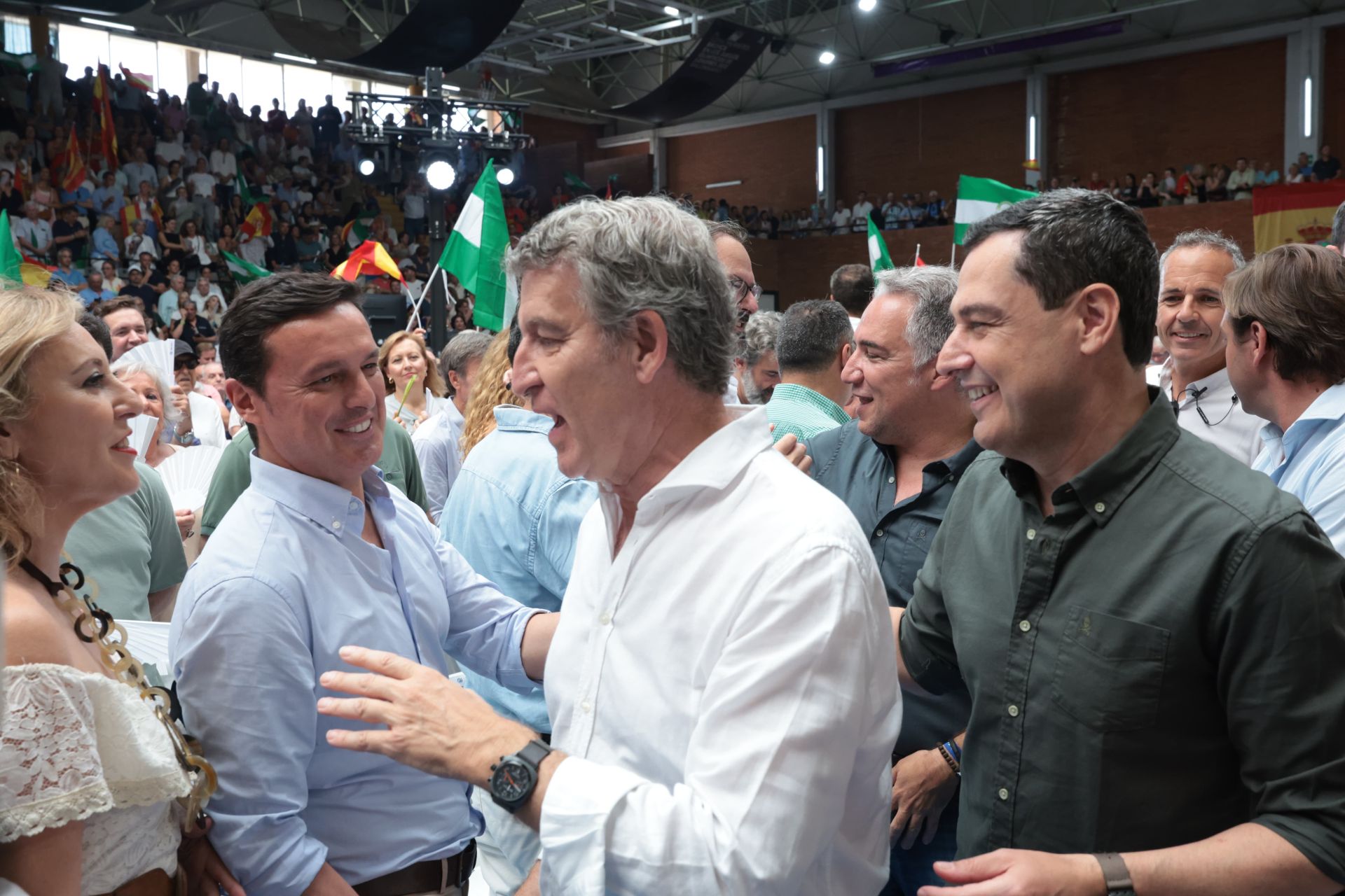 El mitin de Feijóo y Juanma Moreno en Carranque, en imágenes