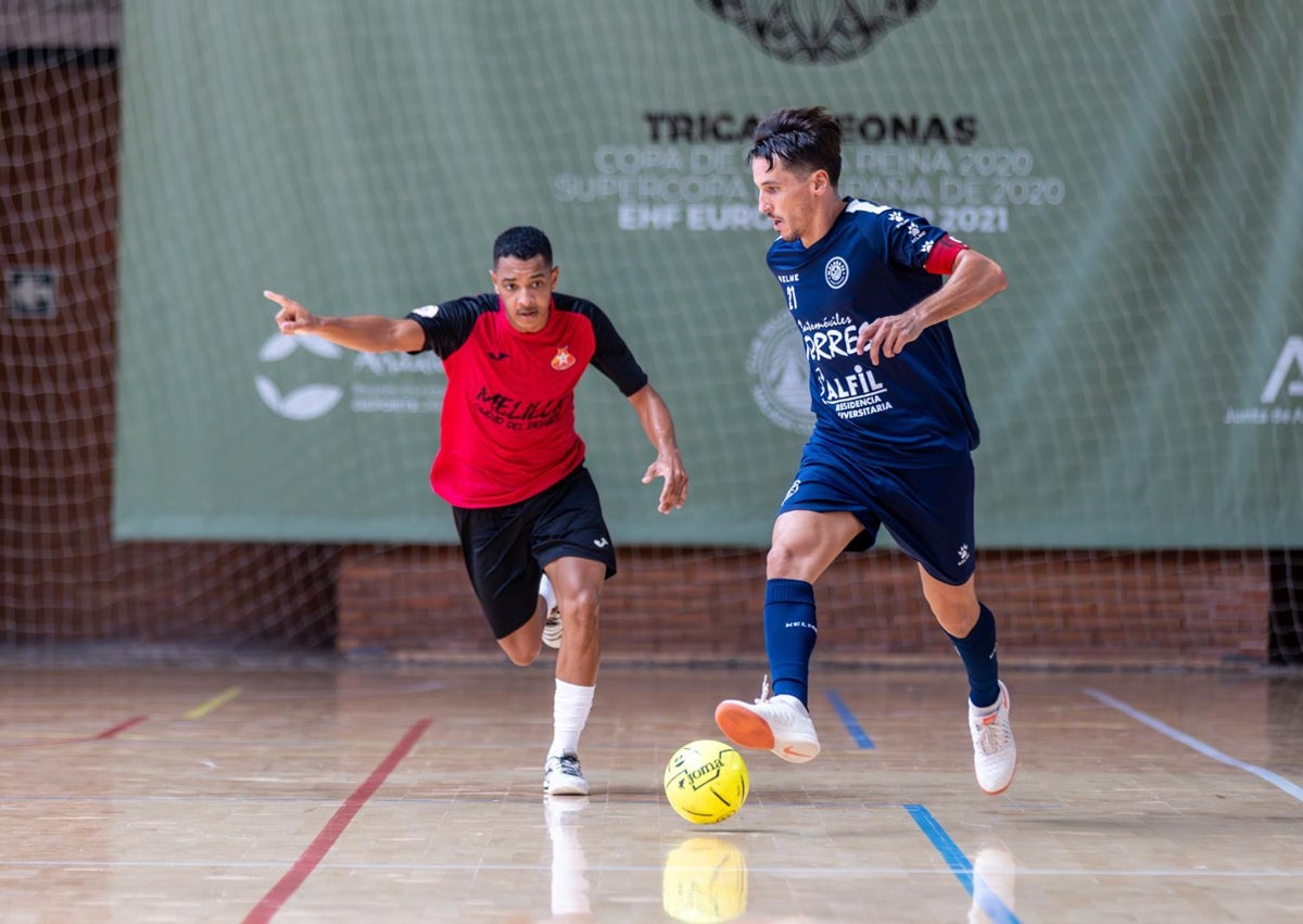 Imagen secundaria 1 - La despedida de Óscar Muñoz, un emblema del fútbol-sala malagueño