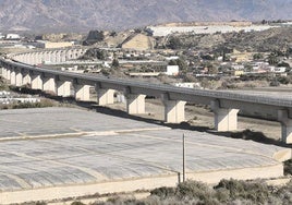 Viaducto de la obra del AVE en Almería.