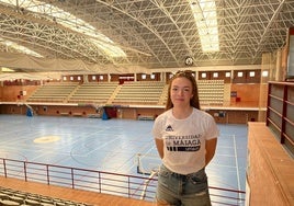 La taekwondista Sara Núñez, en el pabellón de la Universidad de Málaga.