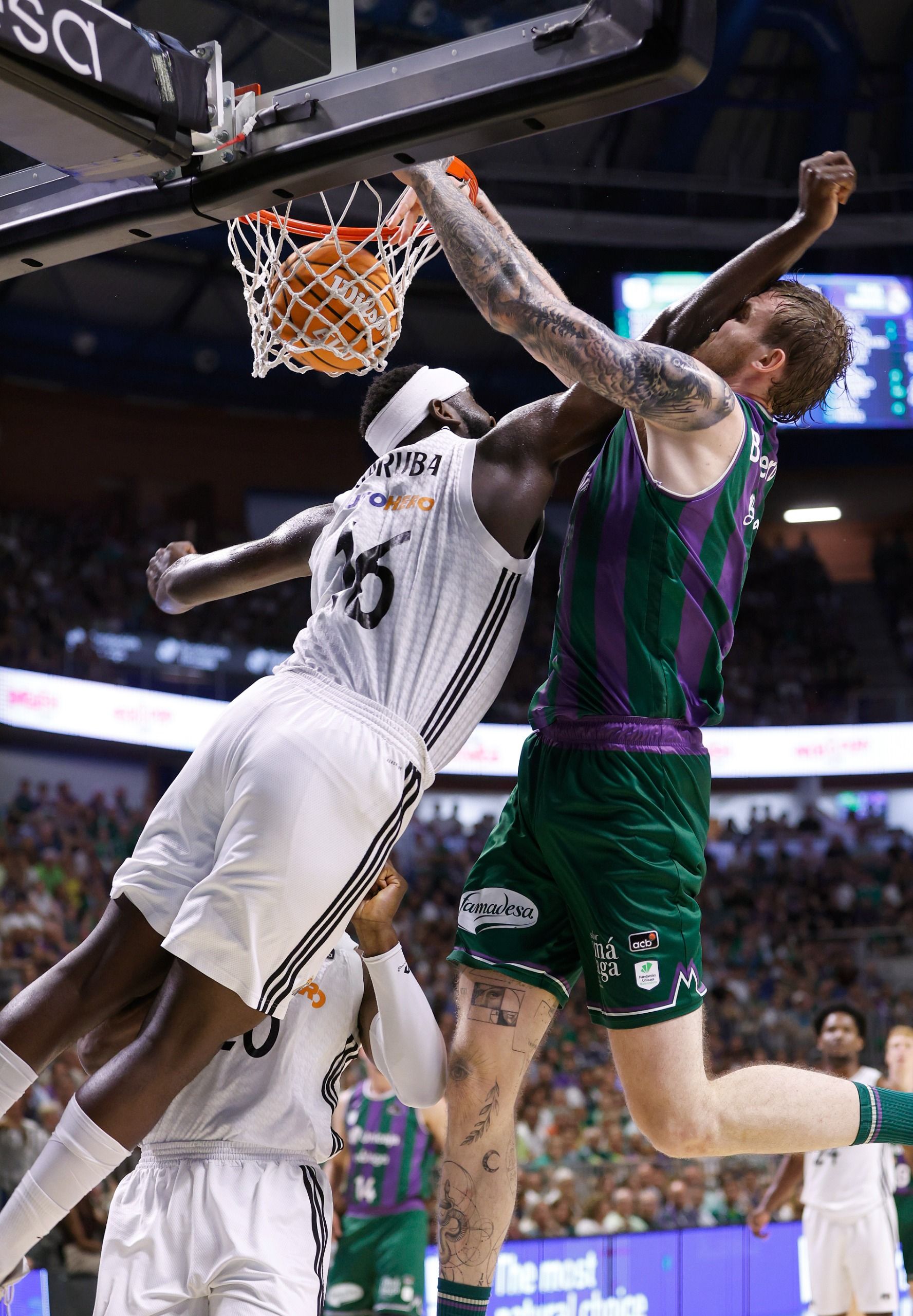 El cuarto duelo entre Unicaja y Real Madrid, en imágenes