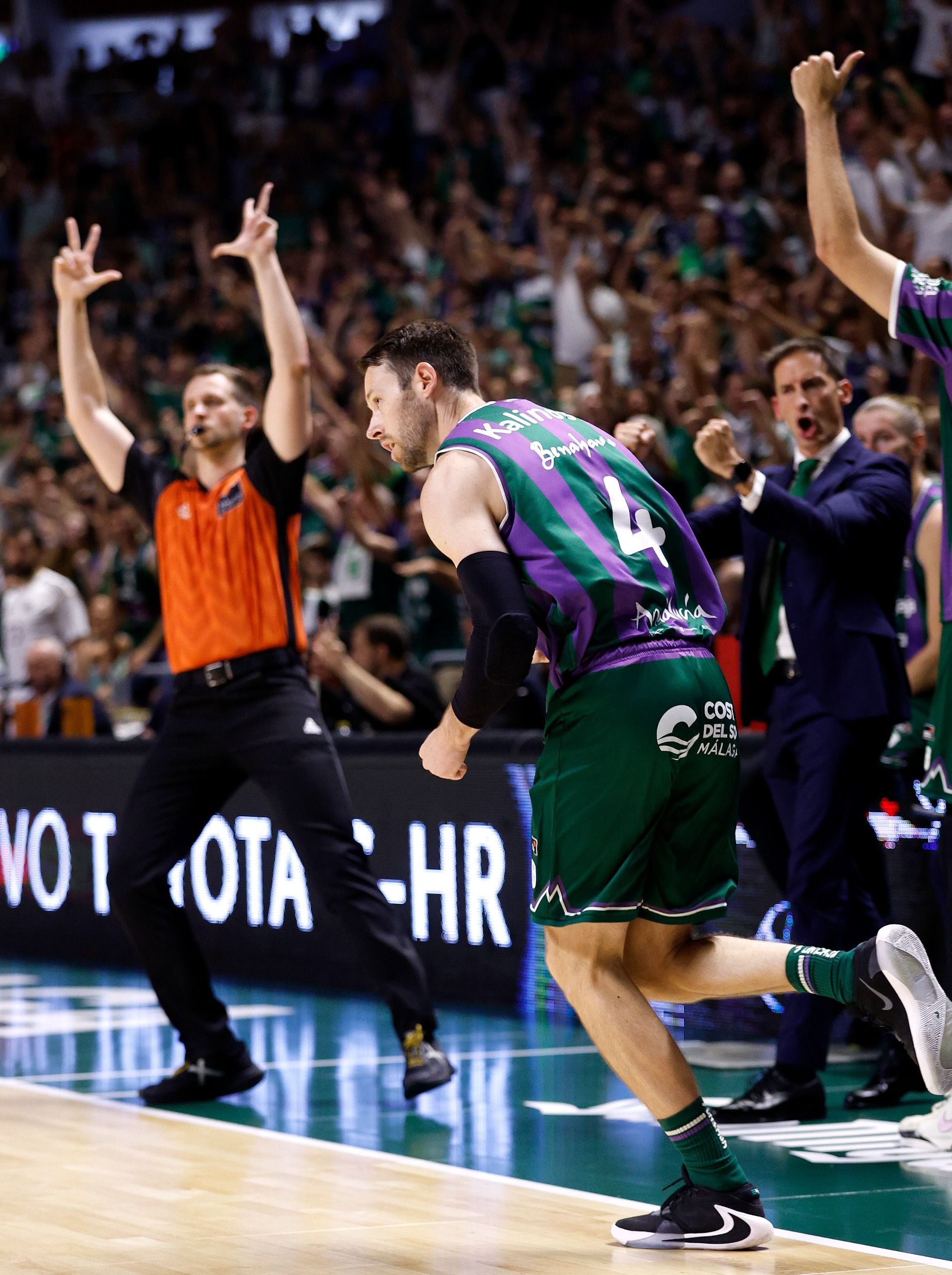El cuarto duelo entre Unicaja y Real Madrid, en imágenes