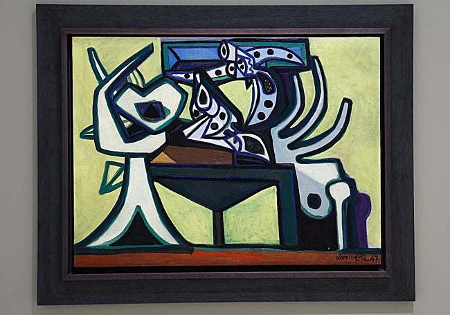 Obra de los años 40 en la que el discípulo Domínguez adopta la iconografía del maestro Picasso.