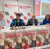 Ernesto Juárez, secretario general de Cáritas Diocesana de Málaga; José Miguel Santos, director; Antonio Collado, delegado episcopal; e Inmaculada Martos, directora de comunicación.
