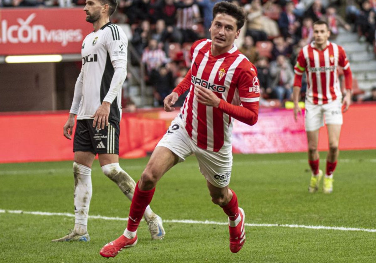 Dotor celebra un gol frente al Burgos, su primero con el Sporting.
