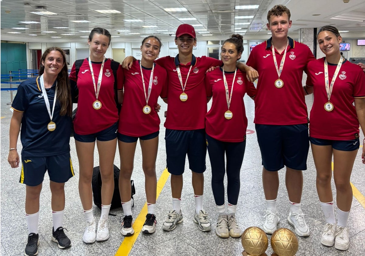 Protagonismo malagueño en la hazaña mundial de las selecciones de balonmano-playa