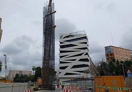 Obras del metro en el primer tramo del ramal al Civil, en la calle Hilera.
