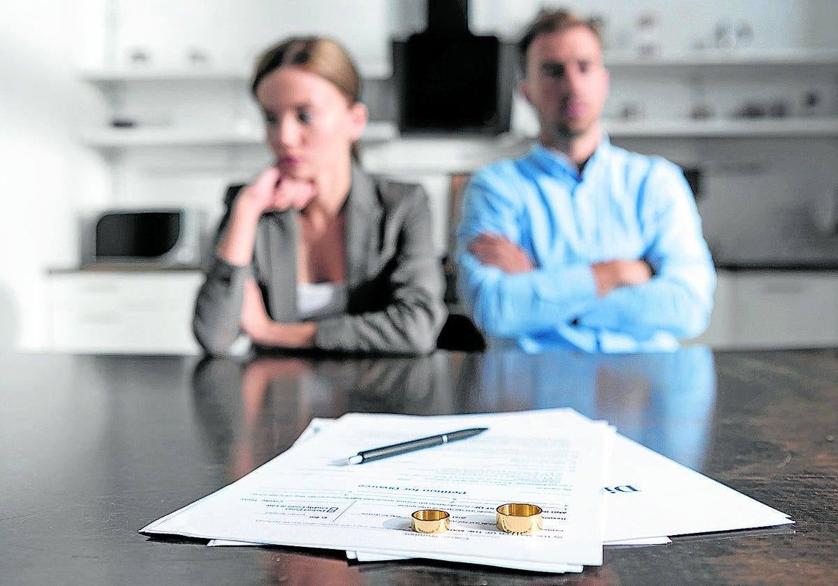 El Supremo aclara quién paga el IBI y los gastos de comunidad tras un divorcio: ¿el cónyuge propietario de la casa o quien la usa?