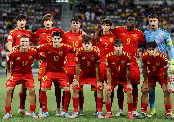 Izan Merino (con el dorsal 14), Antoñito (10) y Dani Muñoz (3), titulares en la final del torneo este jueves.