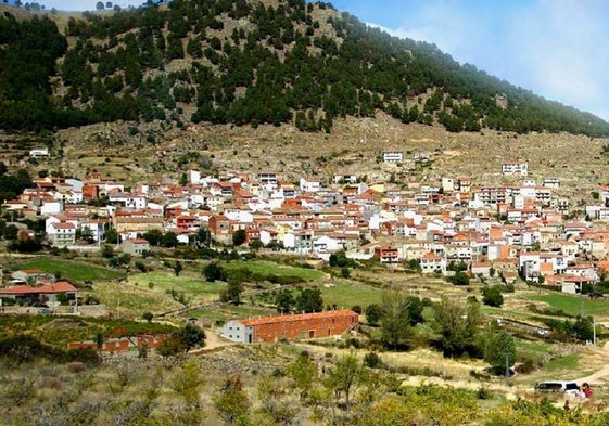 Vista panorámica de la localidad abulense de San Juan de la Nava.