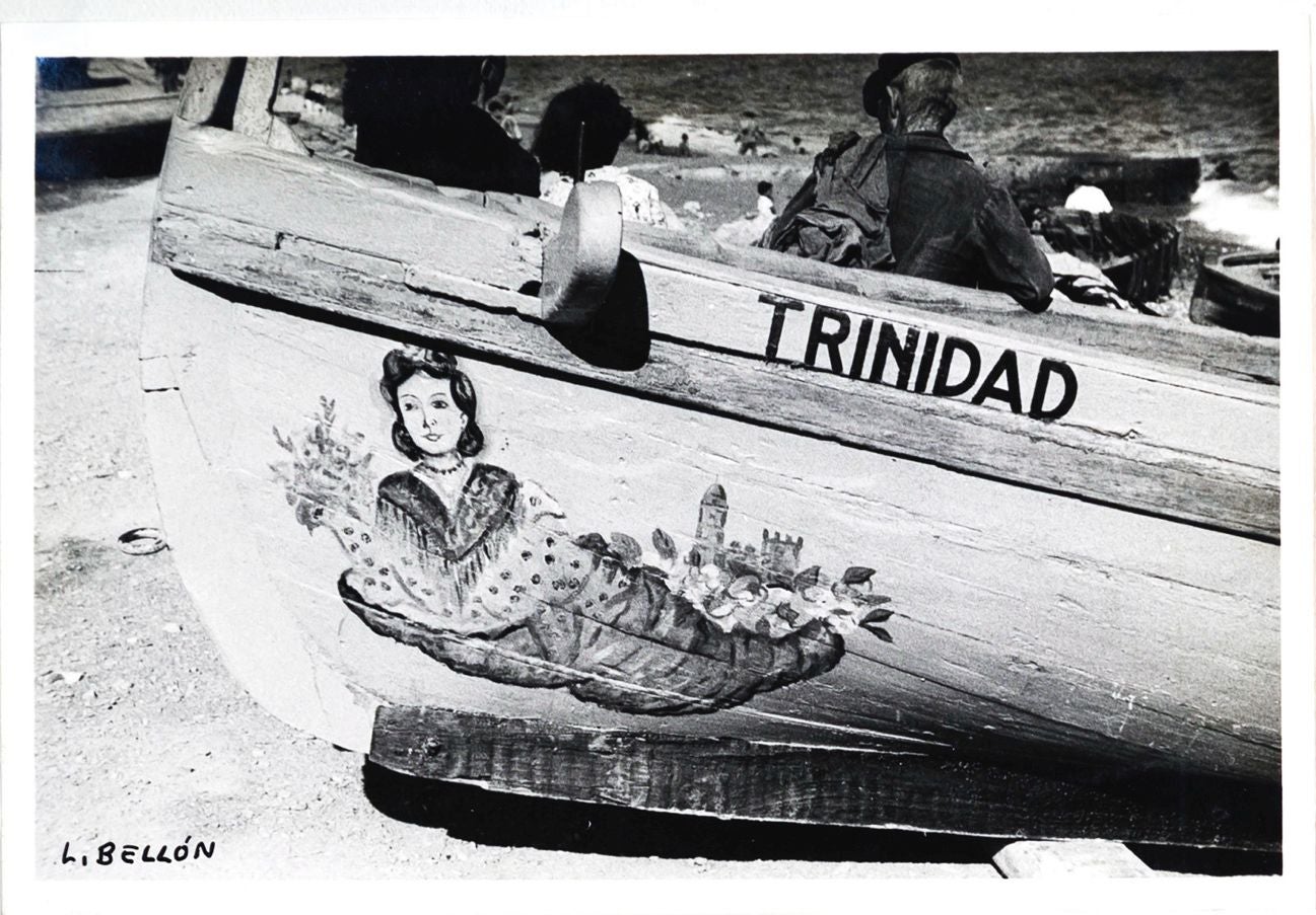 Pinturas populares de la barca «Trinidad» (en la aleta de estribor). Luis Bellón (ca 1948)