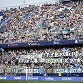 Aficionados del Málaga, durante un partido reciente en La Rosaleda.