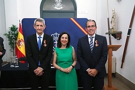 El presidente y el director general de la Fundación Unicaja reciben la Medalla al Mérito de la Agrupación de Legionarios de Honor