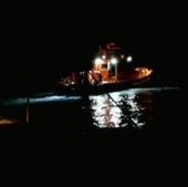 Rescate angustioso mar adentro de una mujer de 68 años que practicaba pádel surf en Manilva