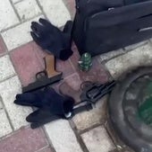 Así es el 'kit del robo violento' que una banda ocultaba en un zulo para preparar atracos a bancos en Málaga