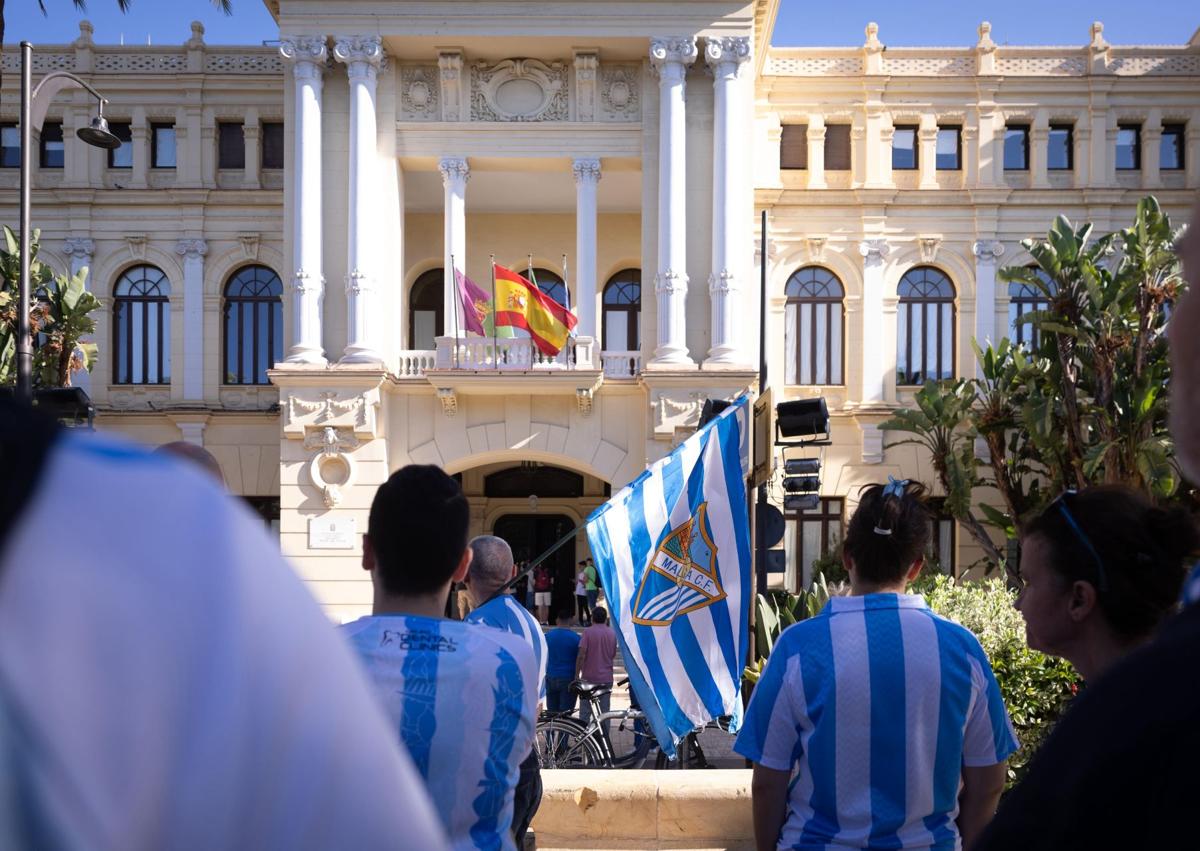 Imagen secundaria 1 - Directo | Málaga renuncia a ser sede del Mundial 2030