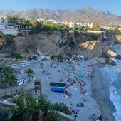 Imagen de archivo de la playa nerjeña de Calahonda, donde se produjo el rescate este pasado viernes.