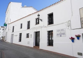 Fachada de la Casa Natal de Blas Infante en Casares.