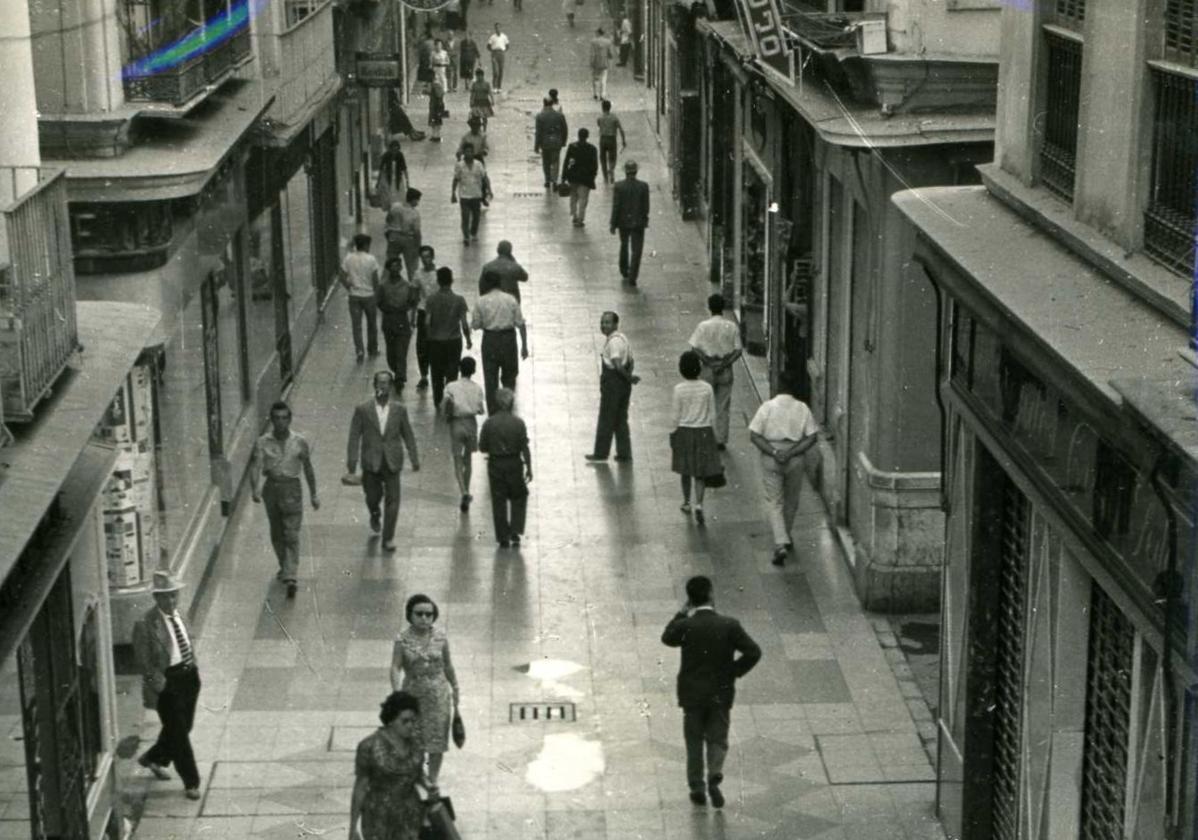 Calle Nueva en los años sesenta.