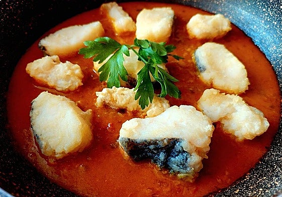 Sobrehúsa, la misteriosa salsa con mil caras para aprovechar el pescado frito