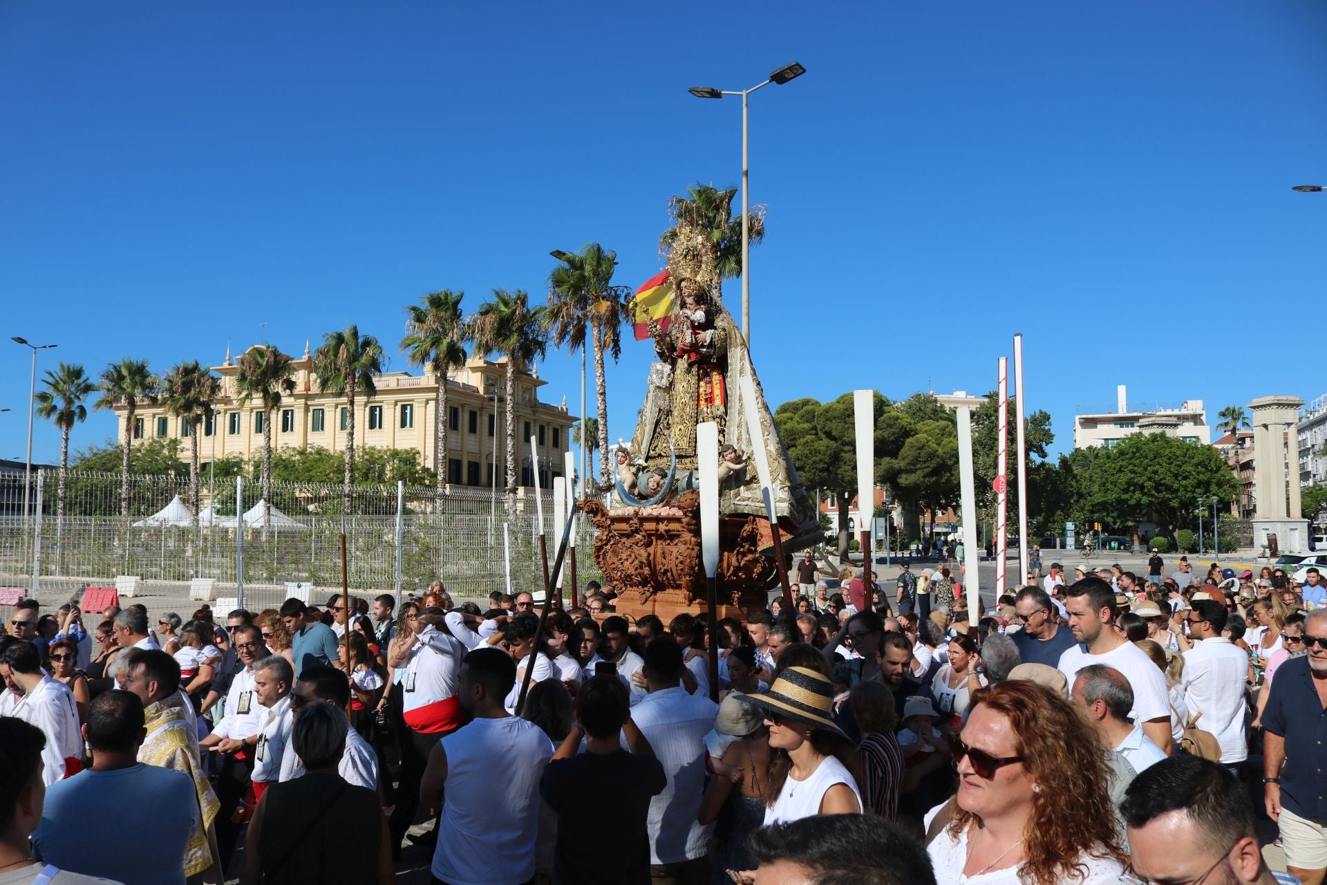 Procesión marinera de la Virgen del Carmen de El Perchel