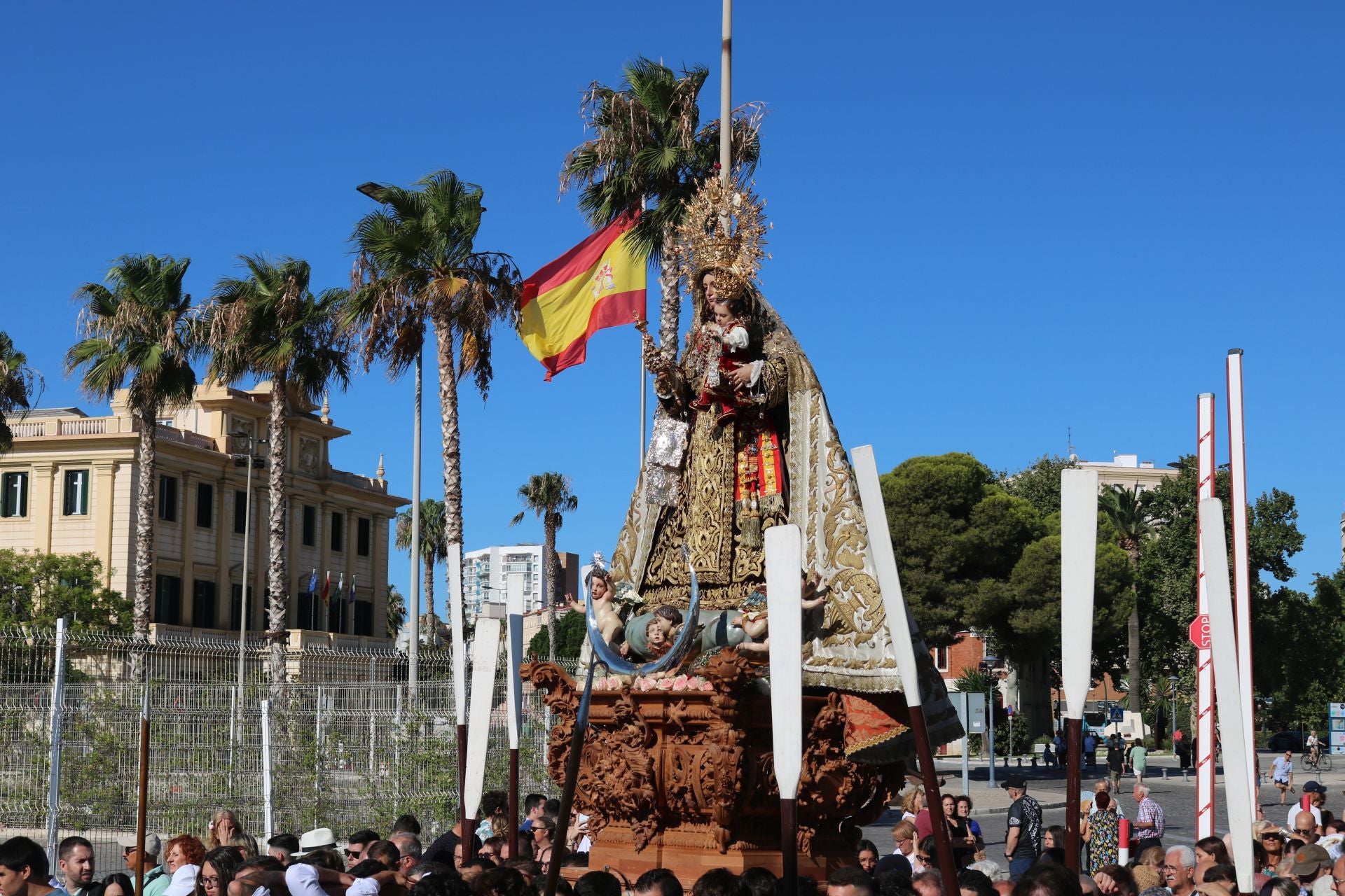 Procesión marinera de la Virgen del Carmen de El Perchel