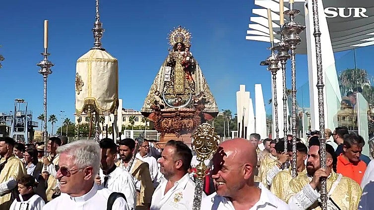 Salida procesional de la Virgen del Carmen de El Perchel