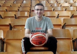 Alonso, durante su etapa en el Araberri.