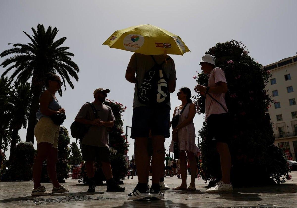 Meteotsunamis, tormentas y calor ponen en aviso a 14 provincias en España este miércoles