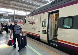 Retrasos en el Avant de Sevilla a Málaga por una avería