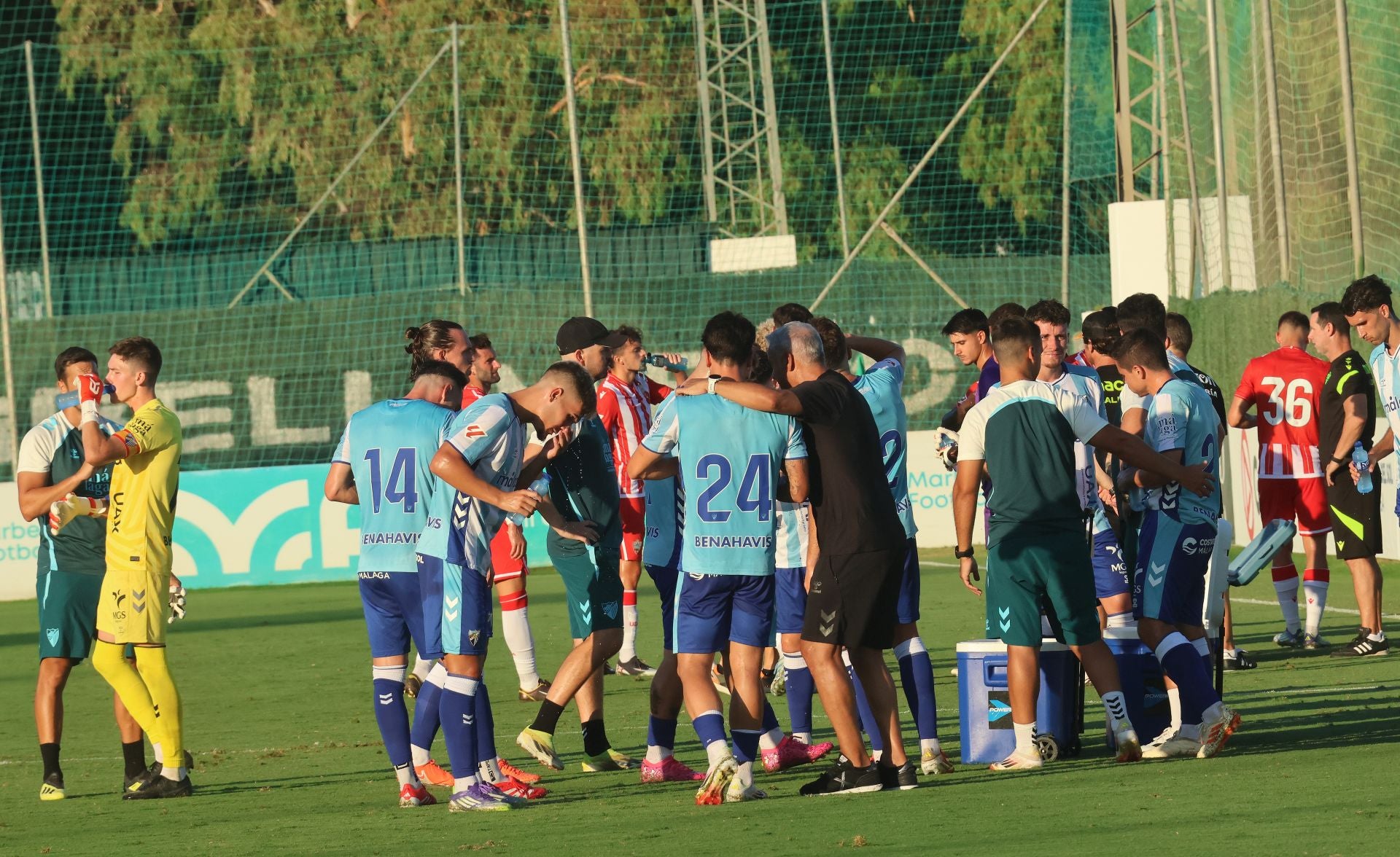 El amistoso Almería- Málaga, en imágenes