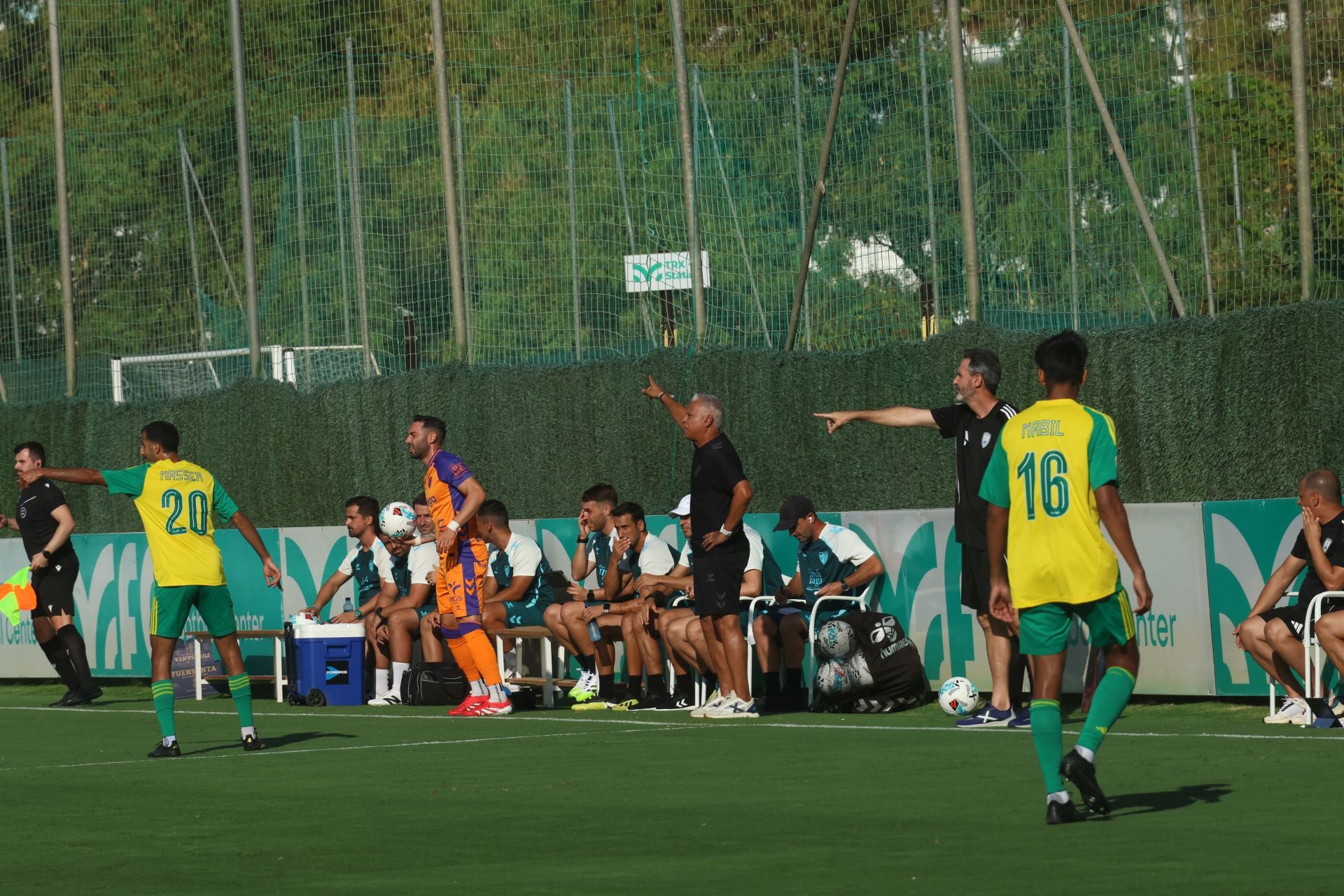 El partido entre Málaga y el Al-Wakrah en Marbella, en imágenes