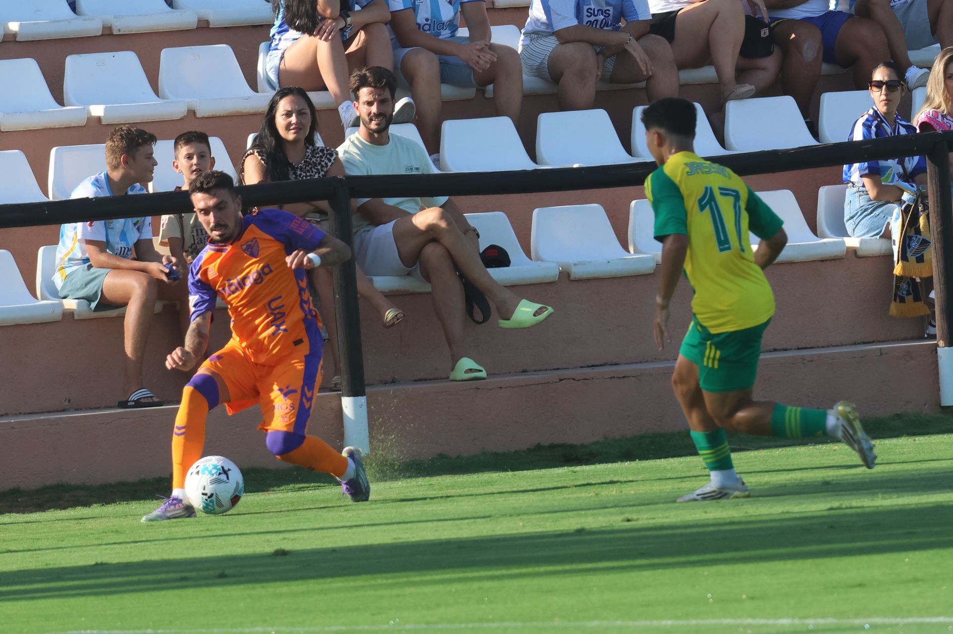 El partido entre Málaga y el Al-Wakrah en Marbella, en imágenes
