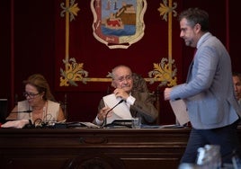 El alcalde de Málaga, Paco de la Torre, en el pleno ordinario del mes de julio, el último ordinario del curso político.