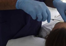 Marina, víctima de la falsa clínica estética de Fuengirola: «No me causó una necrosis facial de milagro, me dejó desfigurada»