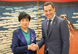 Moreno, con la gobernadora de Tokio, Yuriko Koke.