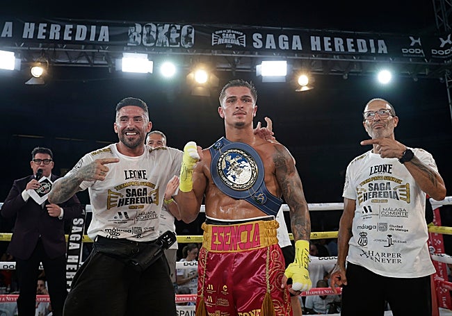 Alejandro Heredia y Samuel Molina, después del combate del domingo.