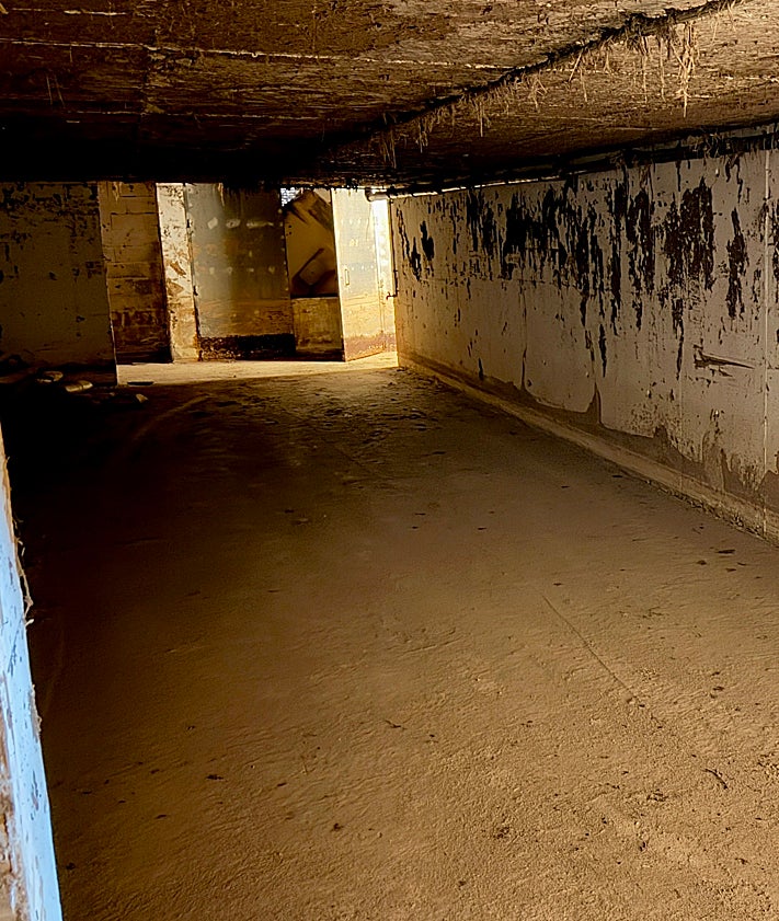 Imagen secundaria 2 - Algunas imágenes de como se encuentra en la actualidad las instalaciones.