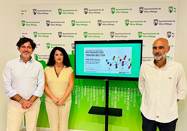 Acto de presentación de la convocatoria de ayudas de la Diputación en Vélez-Málaga.