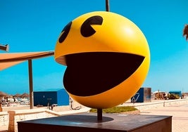 Un Pac-Man gigante en el paseo marítimo de Fuengirola