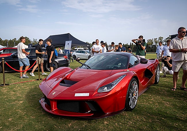 Ferrari LaFerrari.