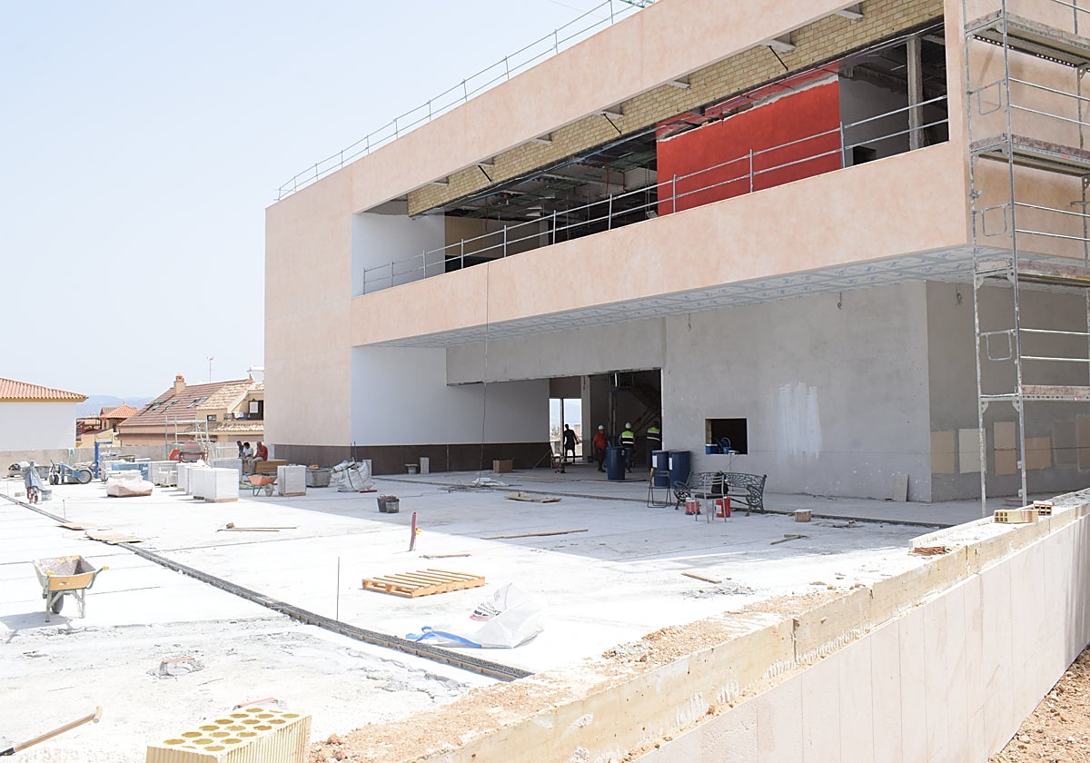 Estado actual de las obras del Teatro Municipal de Alhaurín de la Torre.