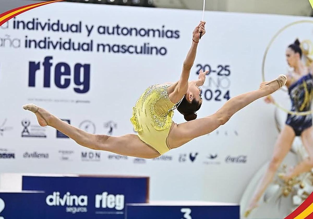 Imagen principal - Amira Jamghili, una malagueña multicultural que sueña con alcanzar el Olimpo