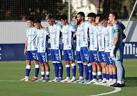 Un once malaguista de esta pretemporada, en un minuto de silencio.