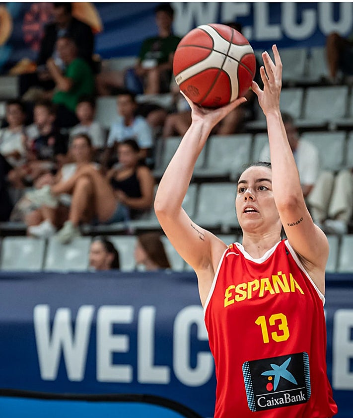 Imagen secundaria 2 - Carla Viegas, campeona de Europa sub-20 con recital de triples incluido