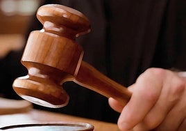 Un padre se enfrenta a 34 años de cárcel tras ser acusado de violar a su hija de 10 años en Jaén