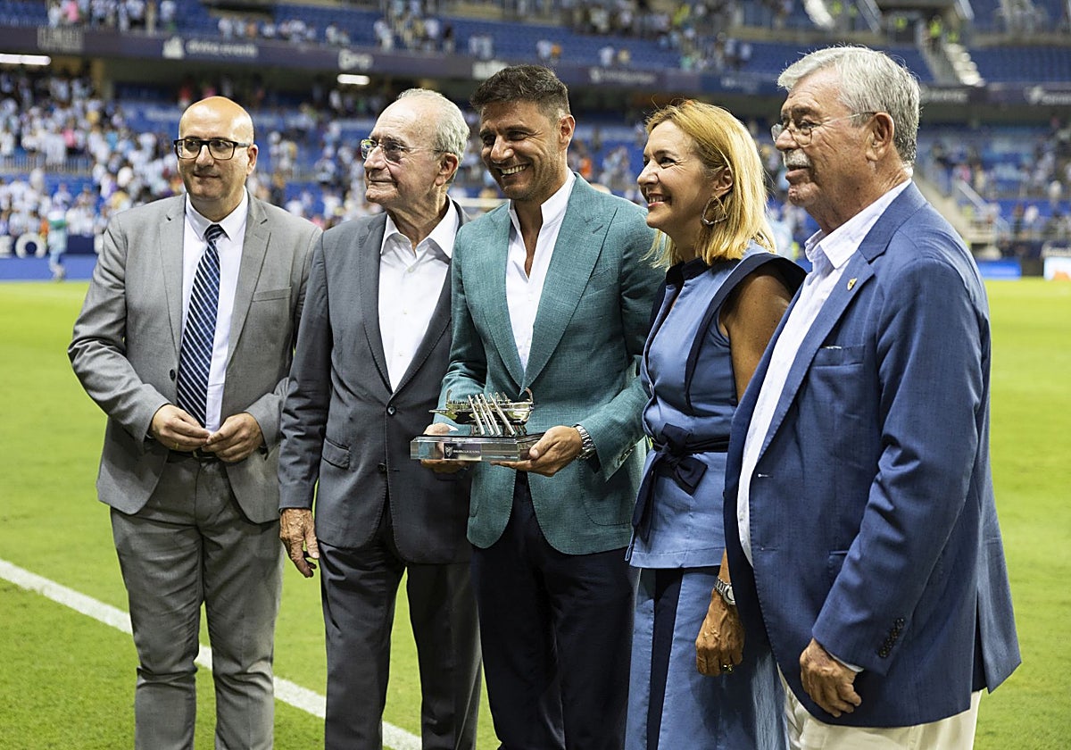 Manuel López, Francisco de la Torre, Joaquín, María Rosa Morales Serrano y Francisco Martín Aguilar.